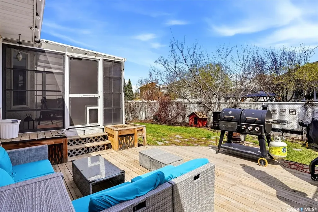 1248 Boehm Bay N Regina SK S4X 4M2