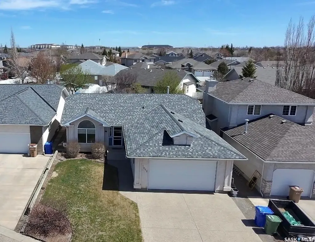 1248 Boehm Bay N Regina SK S4X 4M2