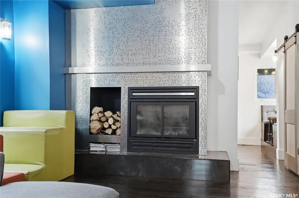 316 E Avenue N Saskatoon SK S7L 1R8