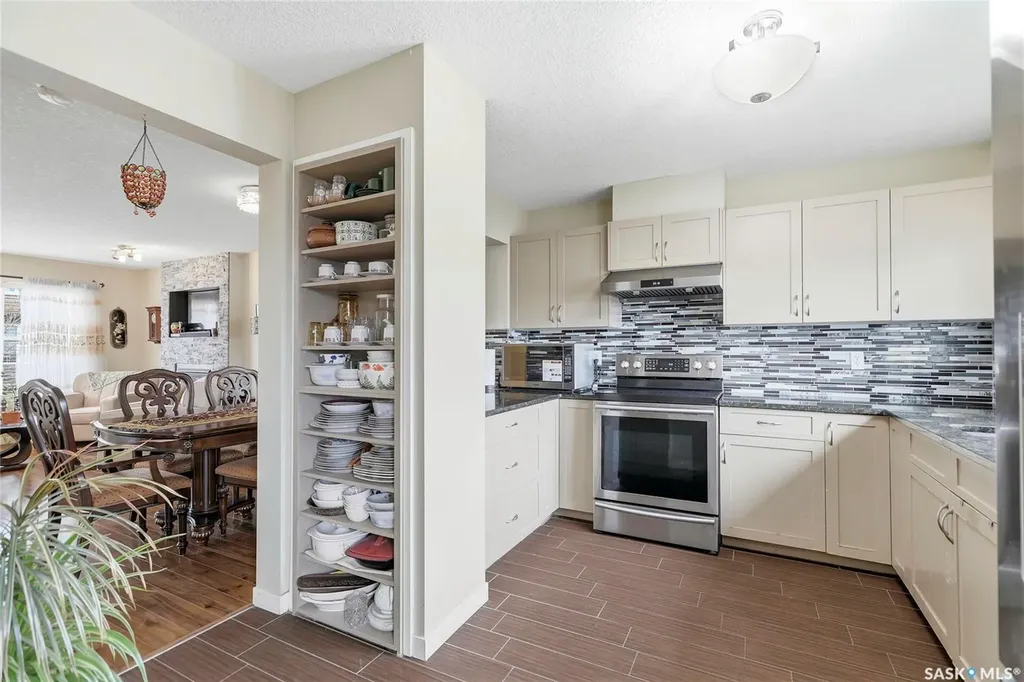5417 Whereatt Road Regina SK S4W 0K3