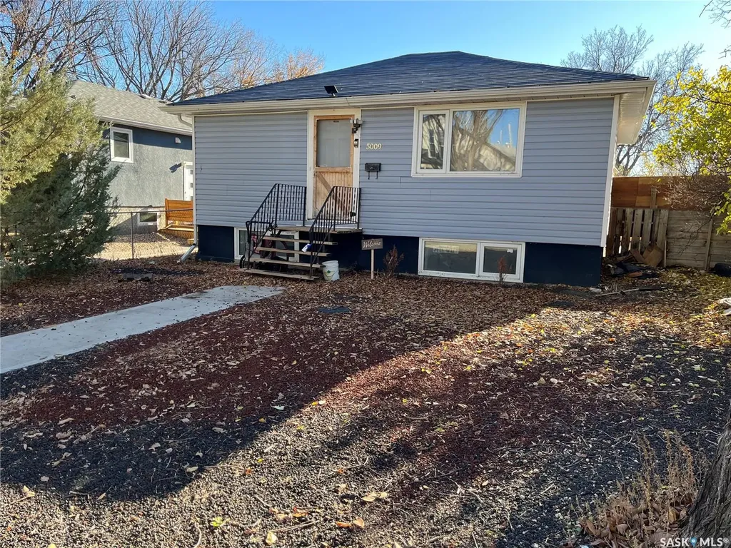 5009 8th Avenue Regina SK S4T 0W4