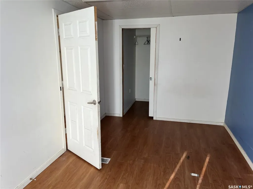 5009 8th Avenue Regina SK S4T 0W4