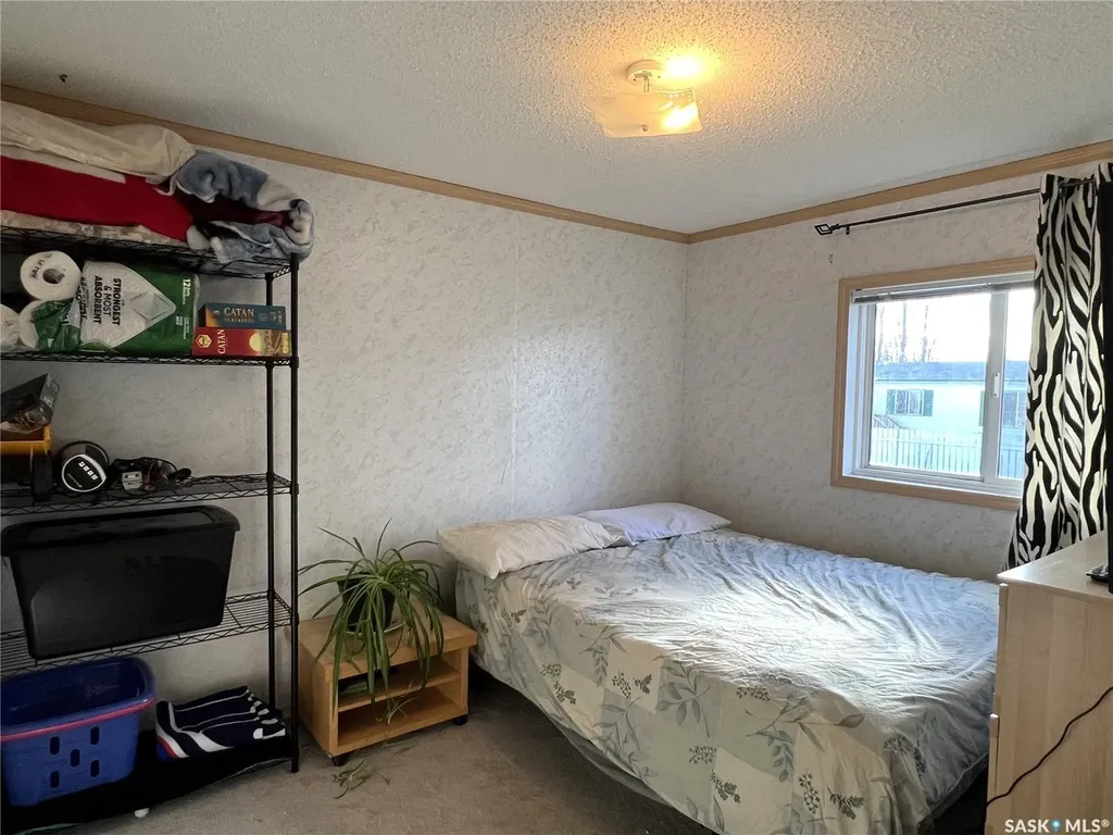 514 6th Avenue E Meadow Lake SK S9X 1J3