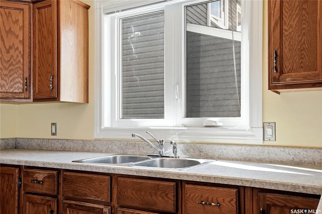 227 Flavelle Crescent Saskatoon SK S7L 6L1