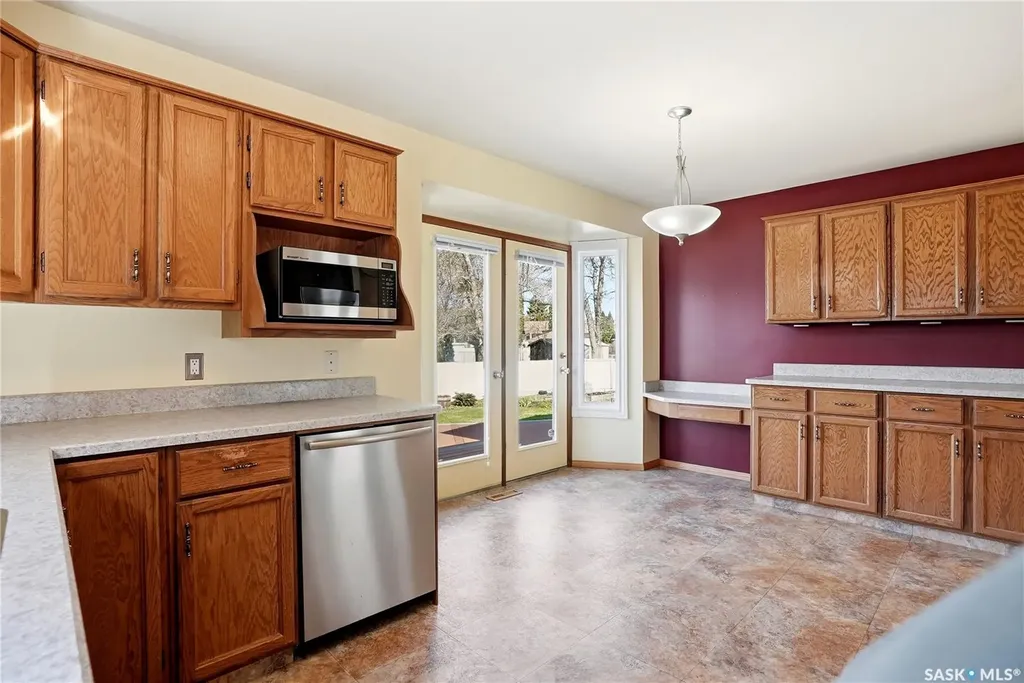 227 Flavelle Crescent Saskatoon SK S7L 6L1