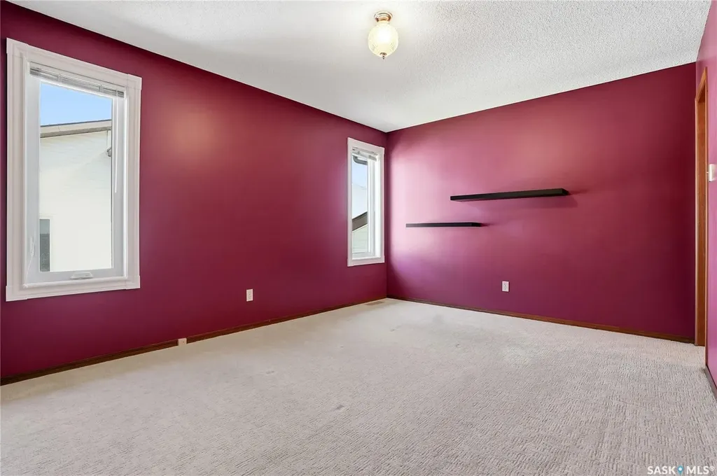 227 Flavelle Crescent Saskatoon SK S7L 6L1