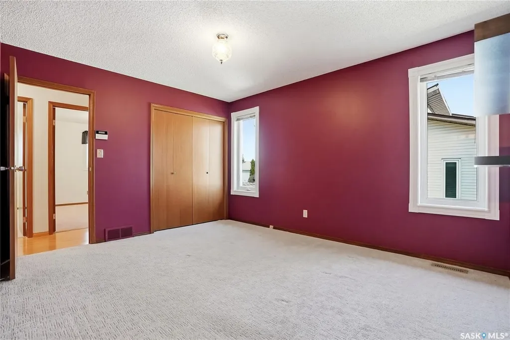 227 Flavelle Crescent Saskatoon SK S7L 6L1