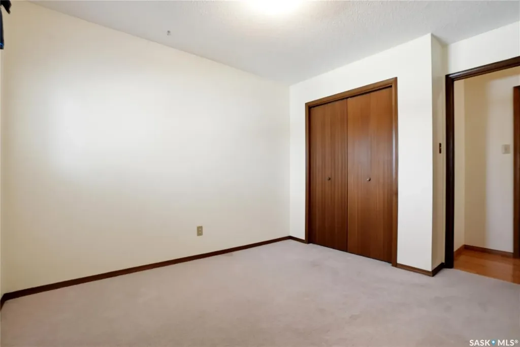 227 Flavelle Crescent Saskatoon SK S7L 6L1