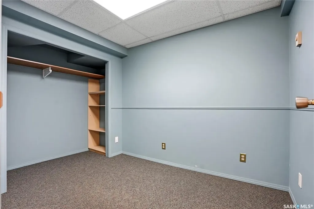 227 Flavelle Crescent Saskatoon SK S7L 6L1