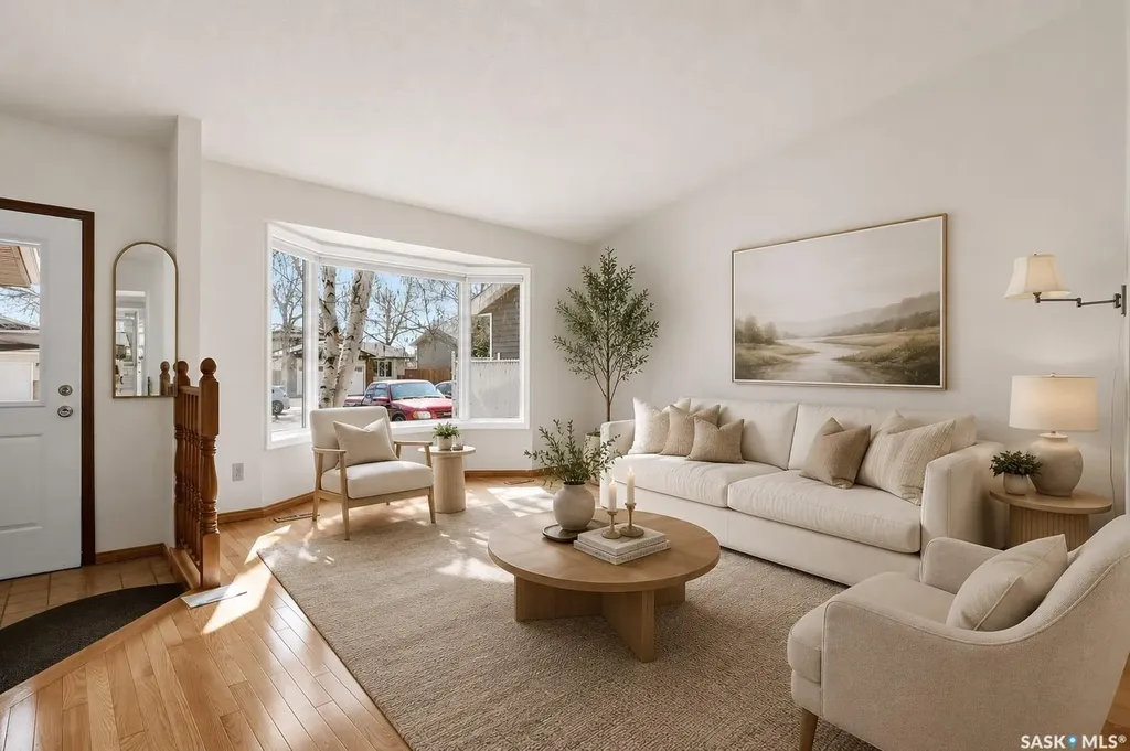 227 Flavelle Crescent Saskatoon SK S7L 6L1