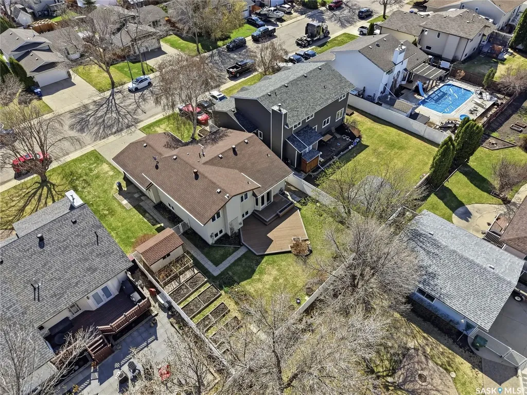 227 Flavelle Crescent Saskatoon SK S7L 6L1