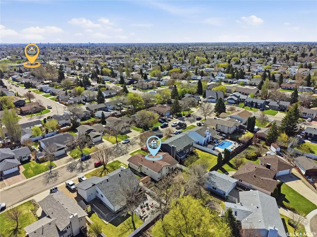 227 Flavelle Crescent Saskatoon SK S7L 6L1