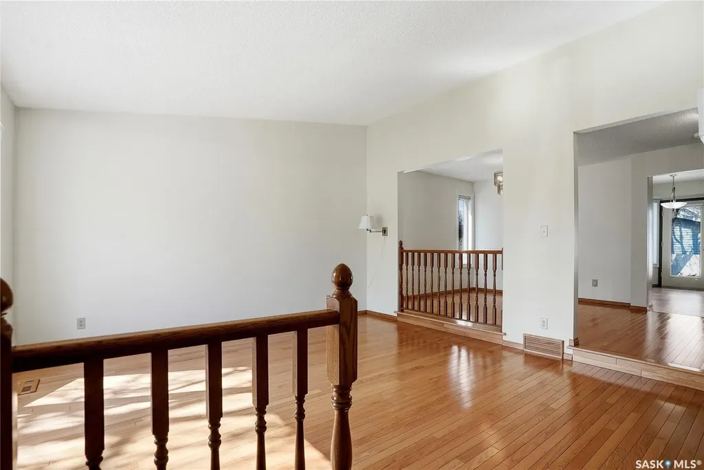 227 Flavelle Crescent Saskatoon SK S7L 6L1