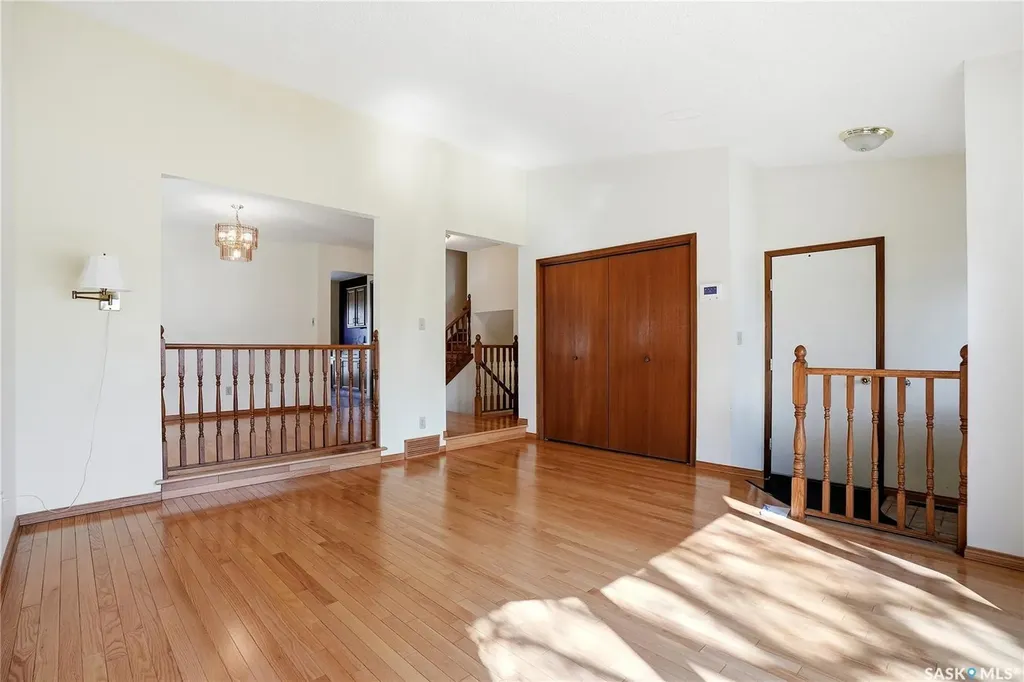 227 Flavelle Crescent Saskatoon SK S7L 6L1