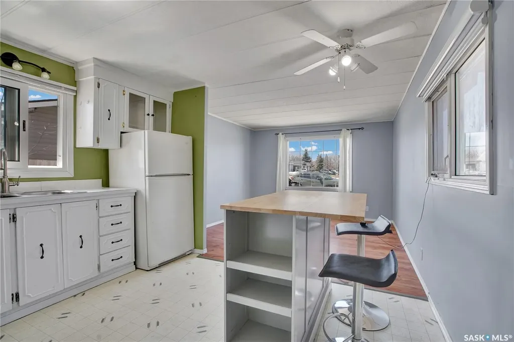 82 2nd Street Osler SK S0K 3A0