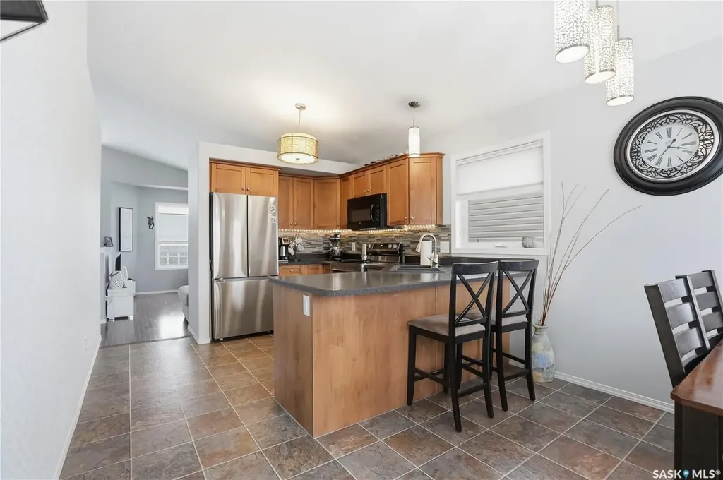 232 Enns Crescent Martensville SK S0K 0A2