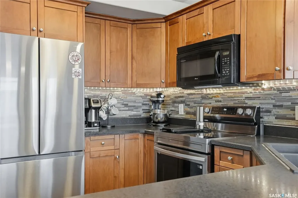 232 Enns Crescent Martensville SK S0K 0A2