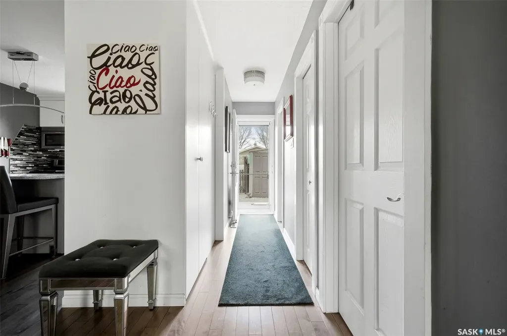 35 Spruceview Road Regina SK S4R 0E1