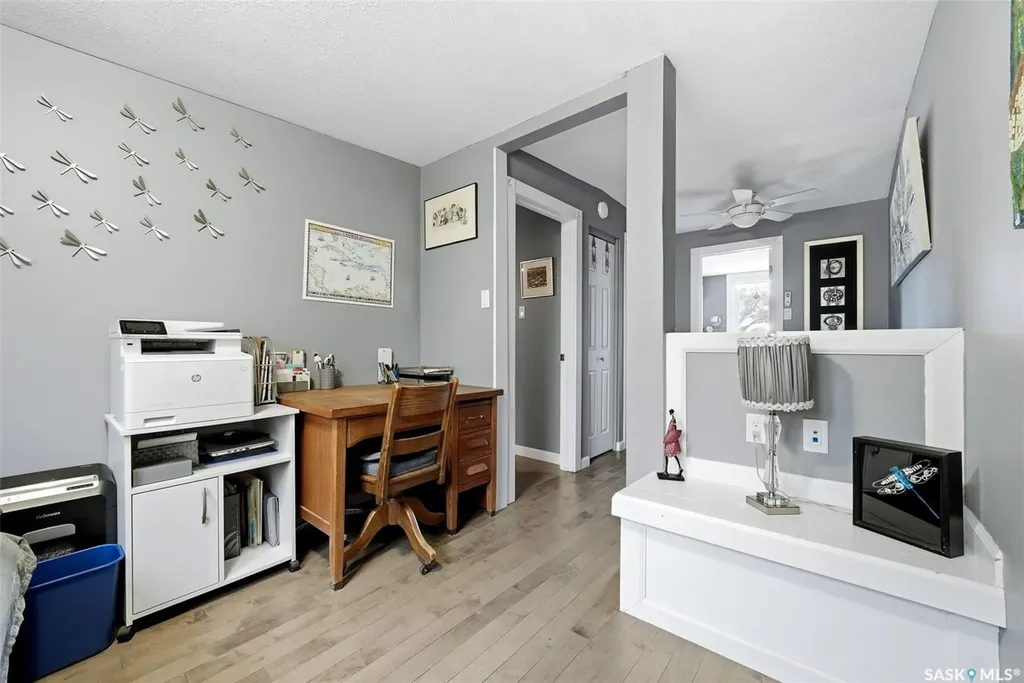 35 Spruceview Road Regina SK S4R 0E1