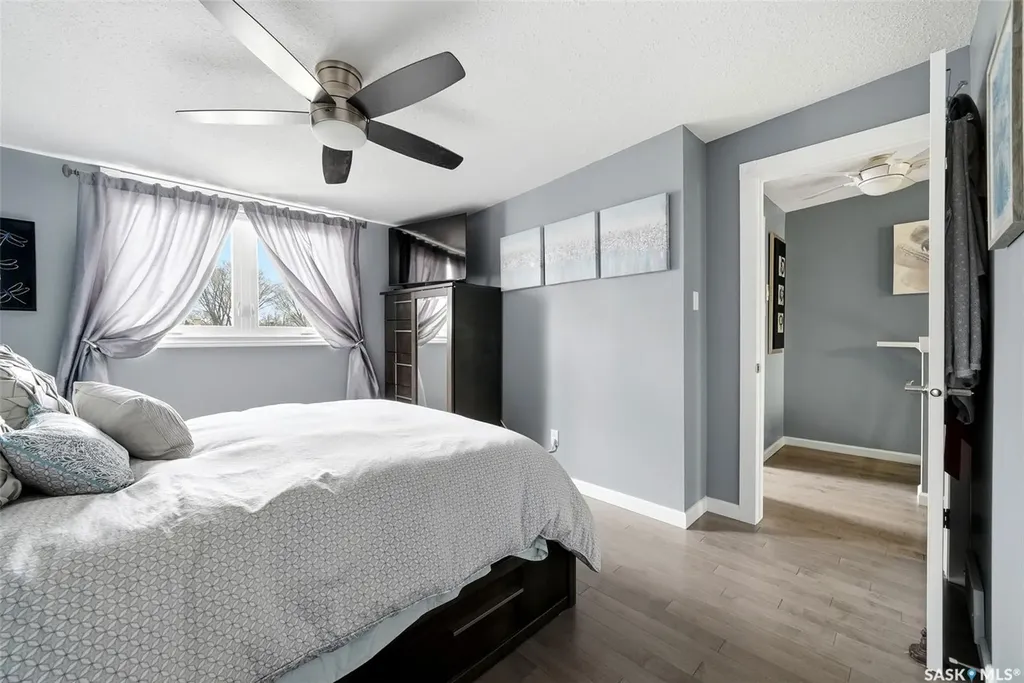 35 Spruceview Road Regina SK S4R 0E1