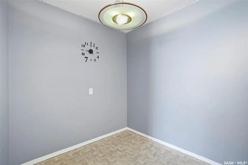 207C Tait Place Saskatoon SK S7H 5L8