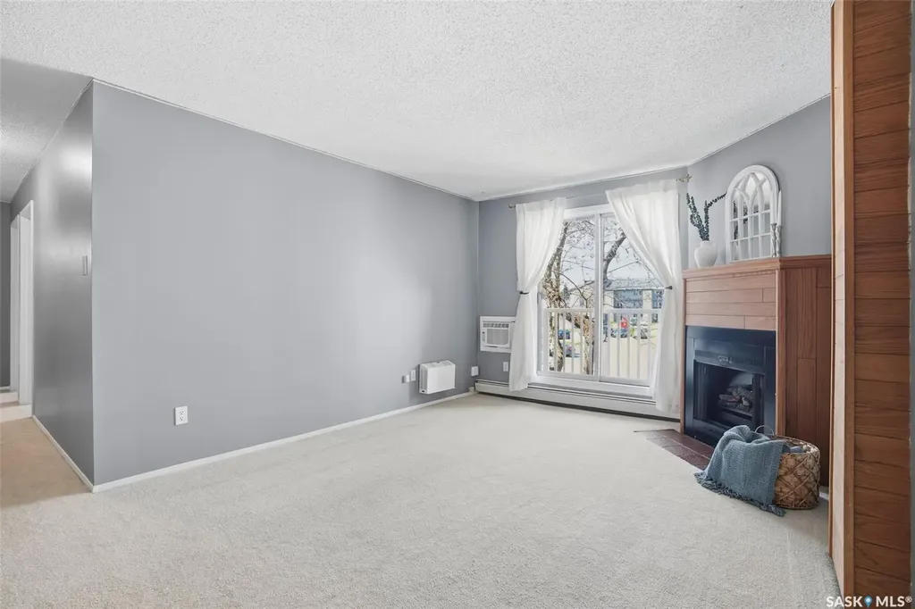 207C Tait Place Saskatoon SK S7H 5L8