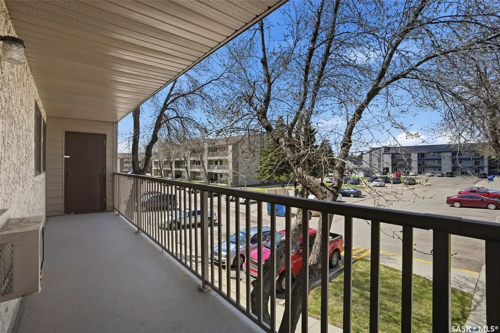 207C Tait Place Saskatoon SK S7H 5L8