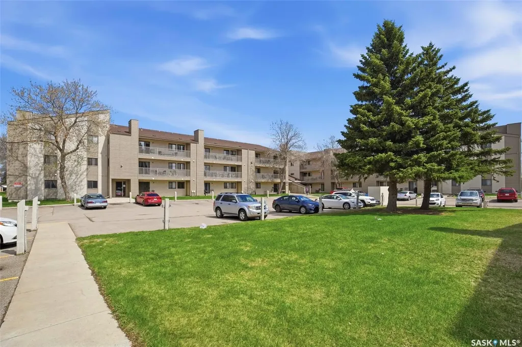 207C Tait Place Saskatoon SK S7H 5L8