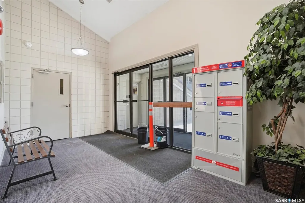 207C Tait Place Saskatoon SK S7H 5L8
