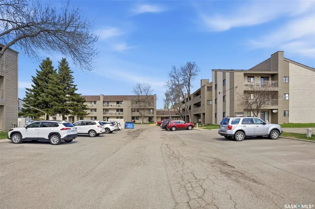 207C Tait Place Saskatoon SK S7H 5L8