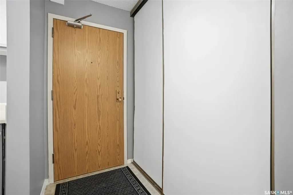 207C Tait Place Saskatoon SK S7H 5L8