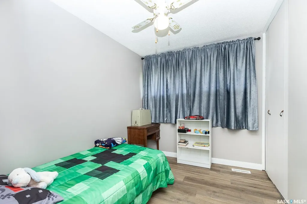 43 Lindsay Drive Saskatoon SK S7H 3E2