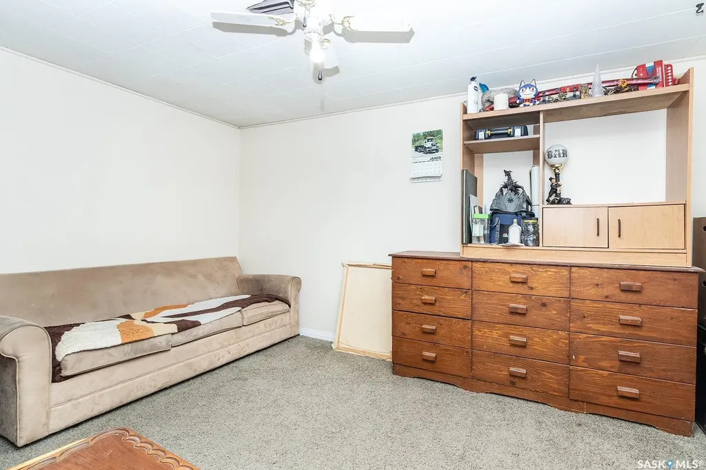 43 Lindsay Drive Saskatoon SK S7H 3E2