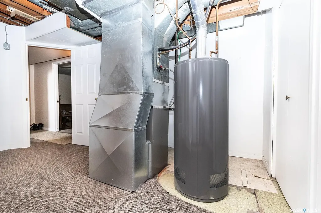 43 Lindsay Drive Saskatoon SK S7H 3E2
