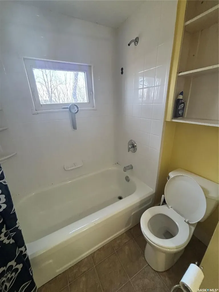 501 Railway Avenue Kinistino SK S0J 1H0