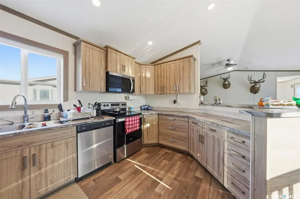 57 Mulberry Road Blucher Rm No. 343 SK S7B 0A4