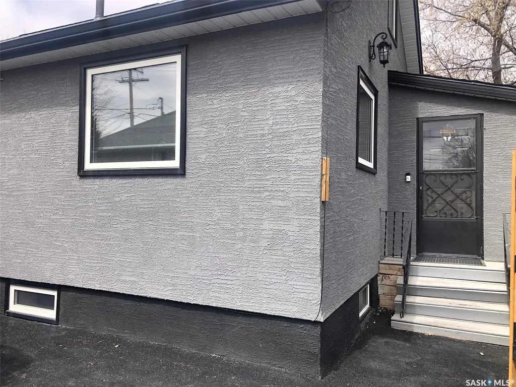 317 Maple Avenue Yorkton SK S3N 1W9