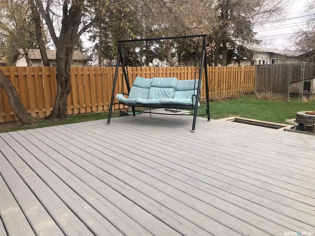 317 Maple Avenue Yorkton SK S3N 1W9