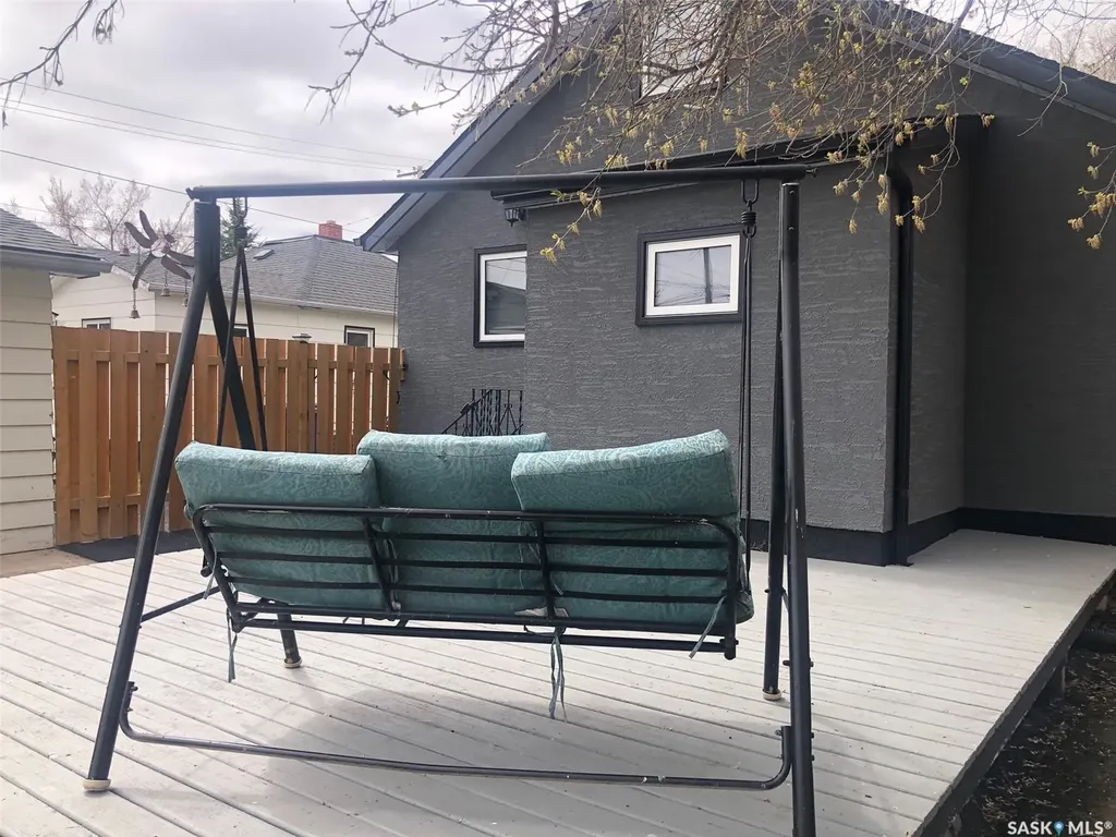 317 Maple Avenue Yorkton SK S3N 1W9
