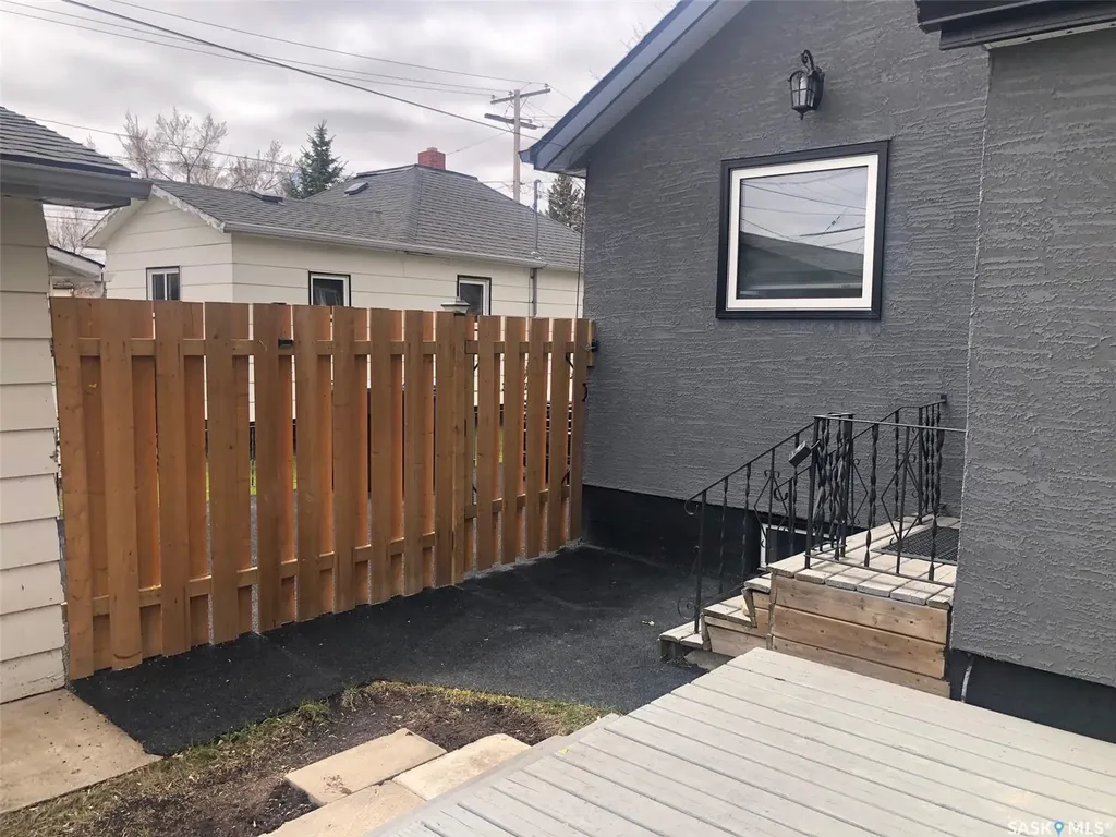 317 Maple Avenue Yorkton SK S3N 1W9