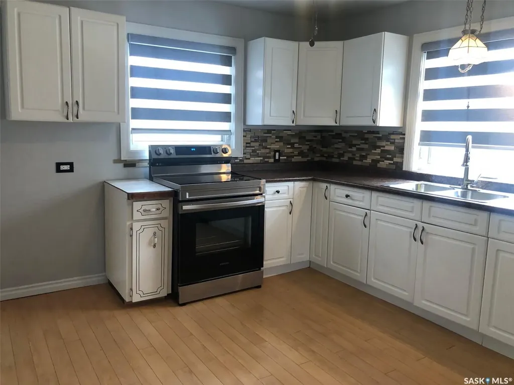 317 Maple Avenue Yorkton SK S3N 1W9
