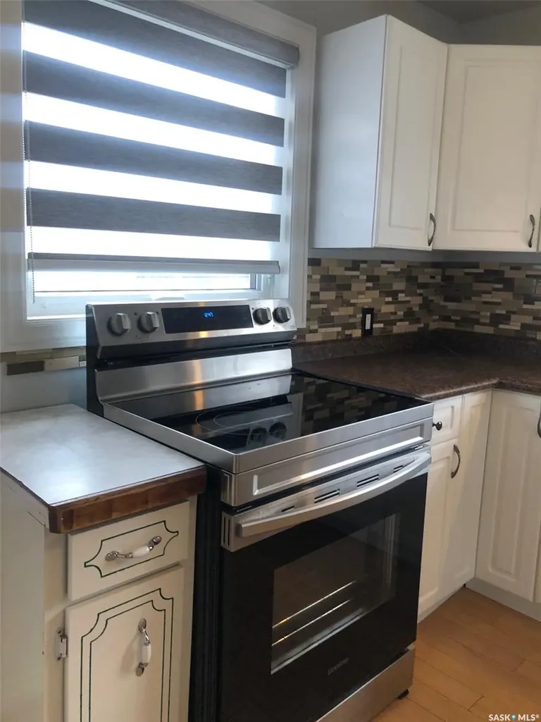 317 Maple Avenue Yorkton SK S3N 1W9
