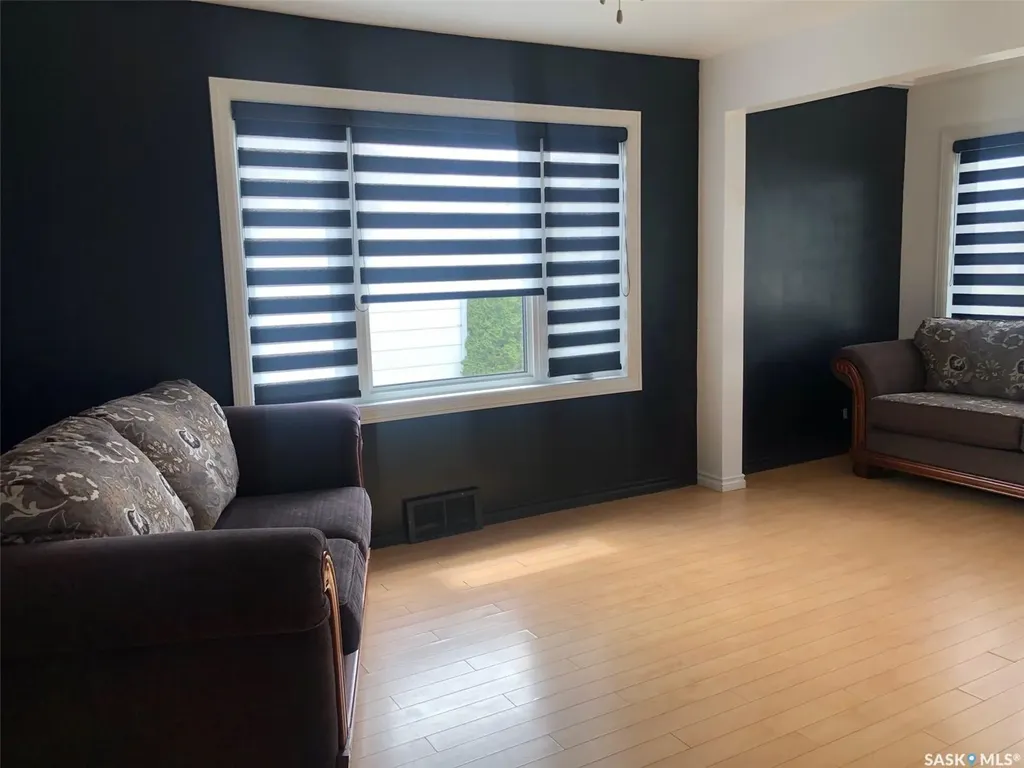 317 Maple Avenue Yorkton SK S3N 1W9