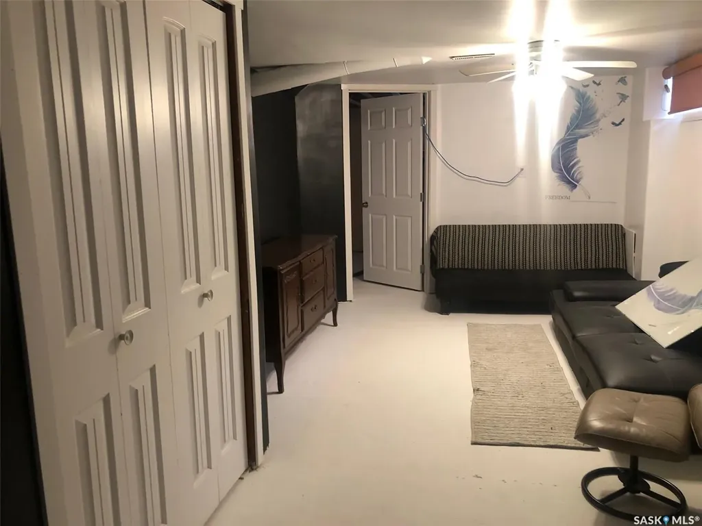 317 Maple Avenue Yorkton SK S3N 1W9