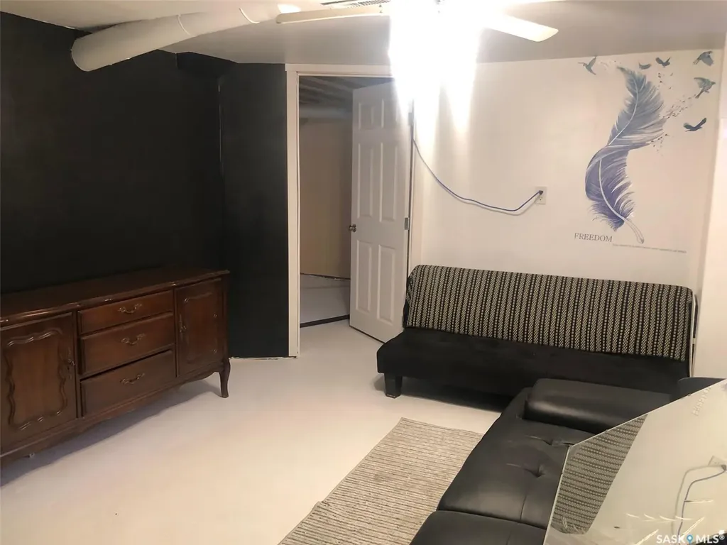 317 Maple Avenue Yorkton SK S3N 1W9