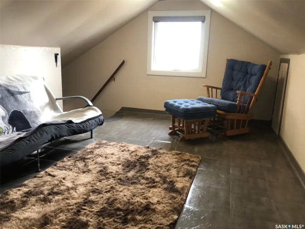 317 Maple Avenue Yorkton SK S3N 1W9