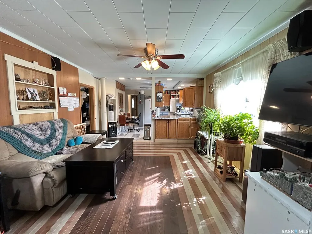 625 Maharg Avenue Burstall SK S0N 0H0