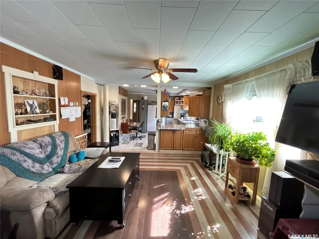 625 Maharg Avenue Burstall SK S0N 0H0