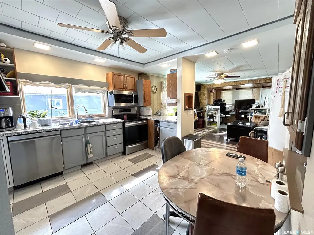 625 Maharg Avenue Burstall SK S0N 0H0