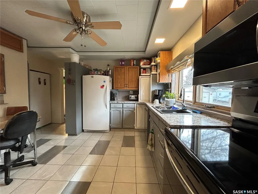 625 Maharg Avenue Burstall SK S0N 0H0